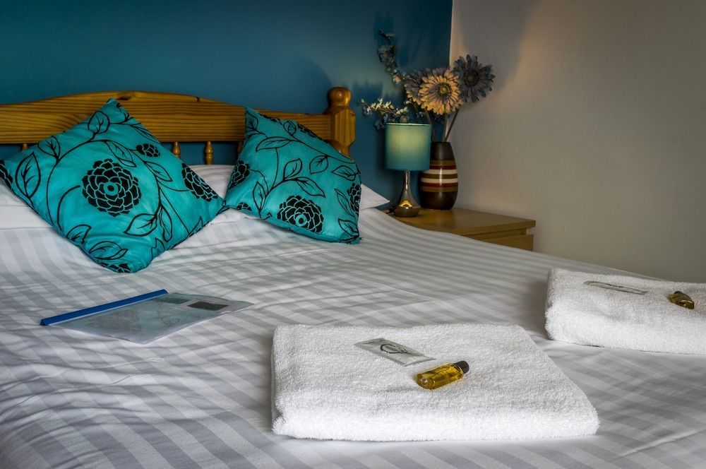 Parsonage Farm Inn Saint Florence Ngoại thất bức ảnh