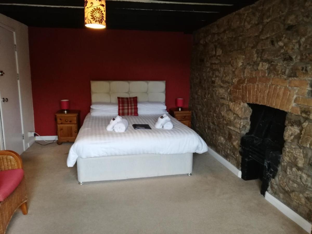Parsonage Farm Inn Saint Florence Ngoại thất bức ảnh